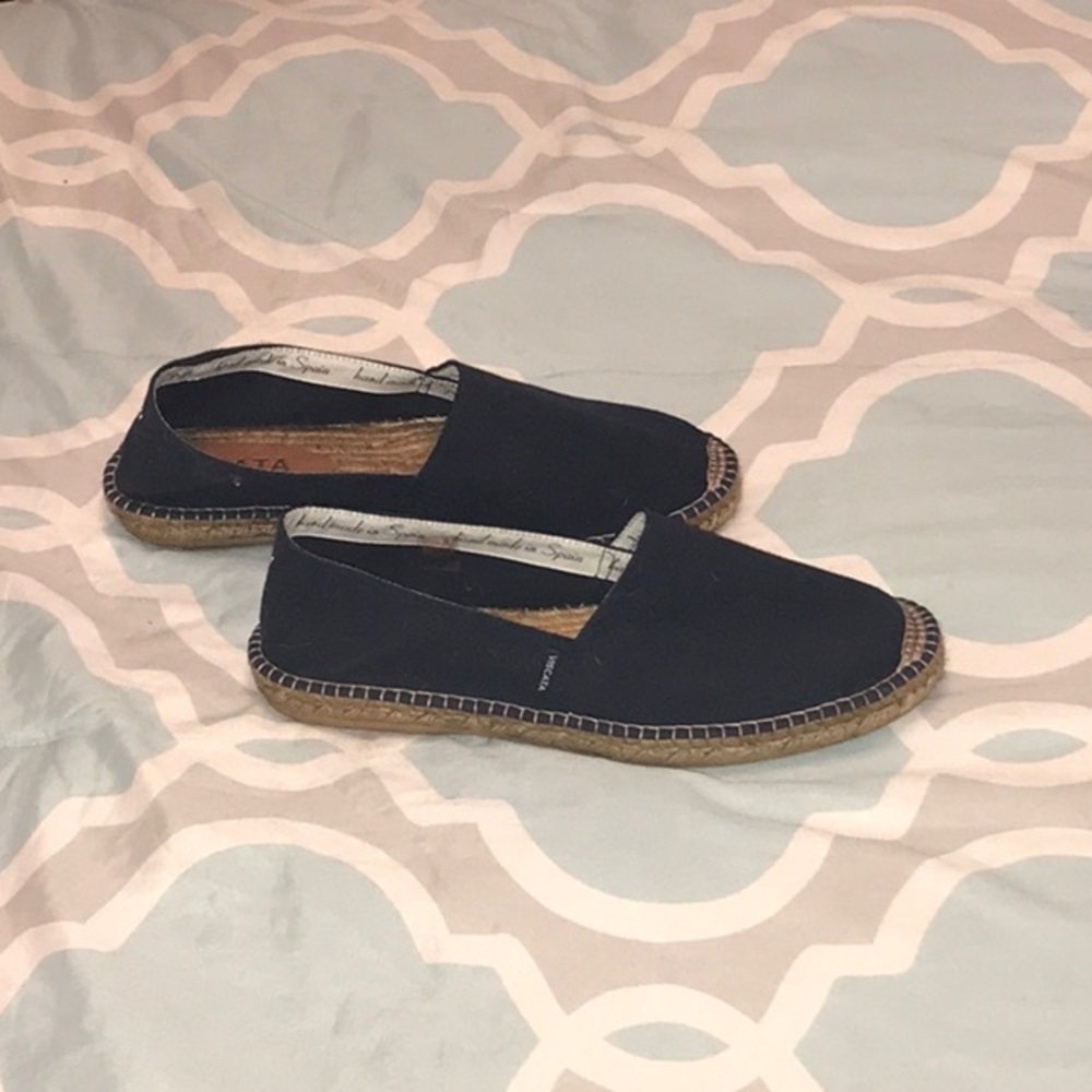 Viscata Barcelona men’s shoes. NWOT.